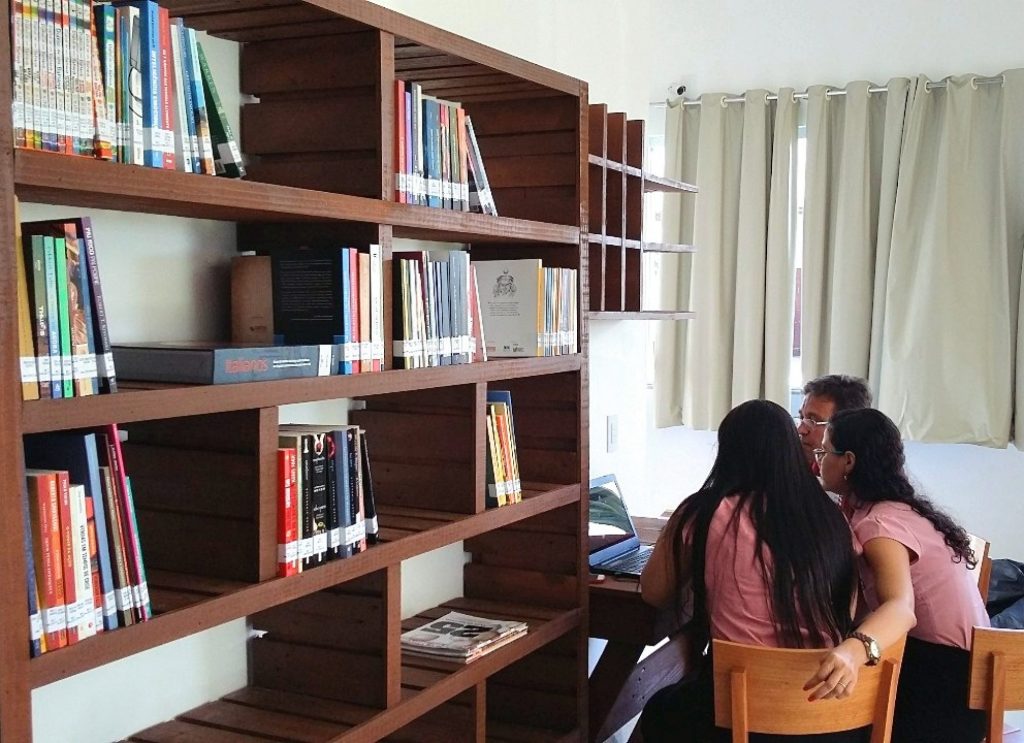 Registro visual histórico 19, identificação da instituição em revisão